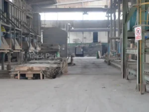 liebherr crane undercarriage parts factory