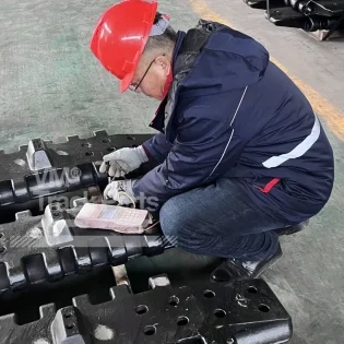 team of liebherr crane part supplier
